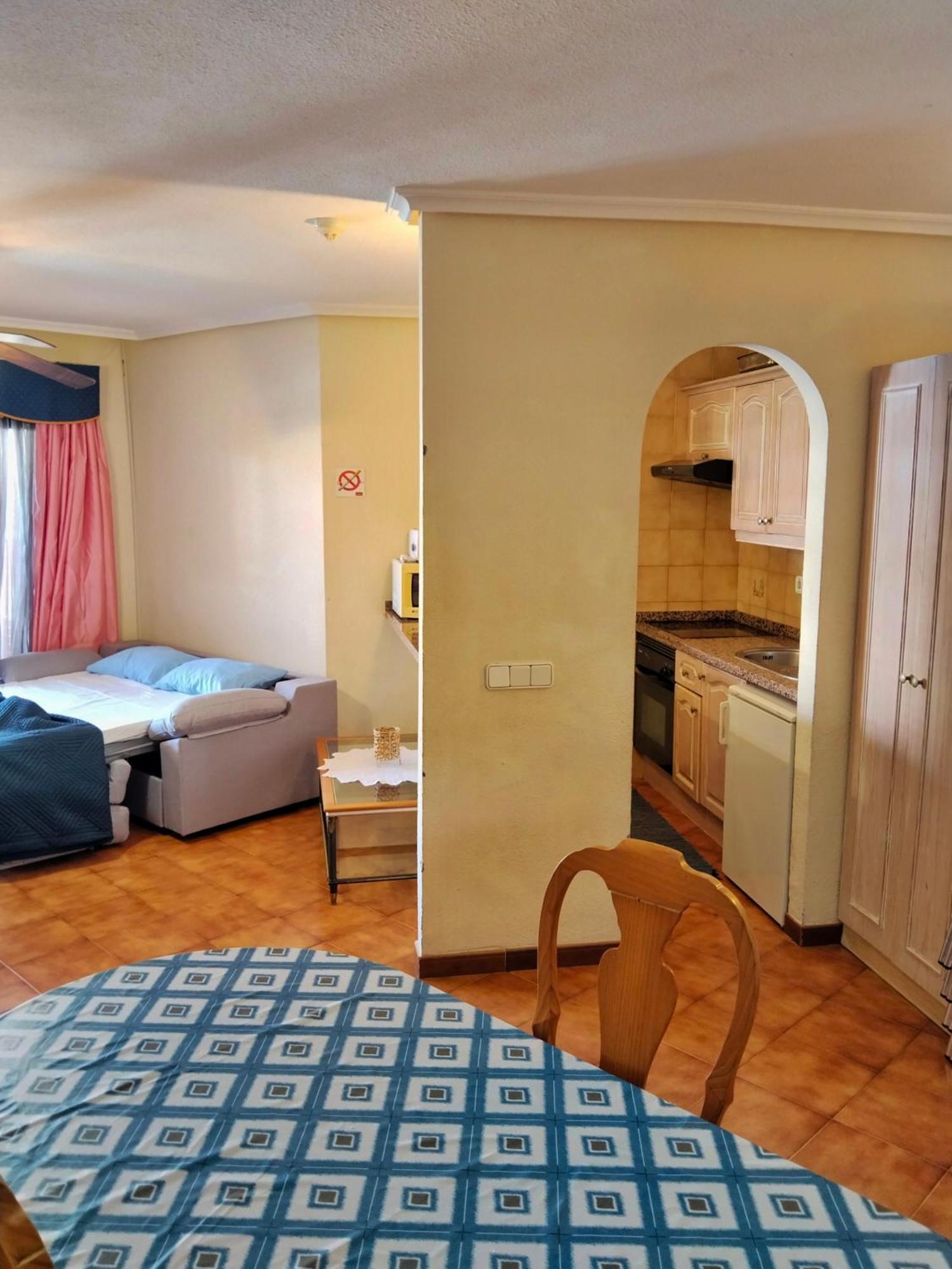 Maximar Apartment 8 Bed Places, Heated Swimmingpool 아로나 외부 사진