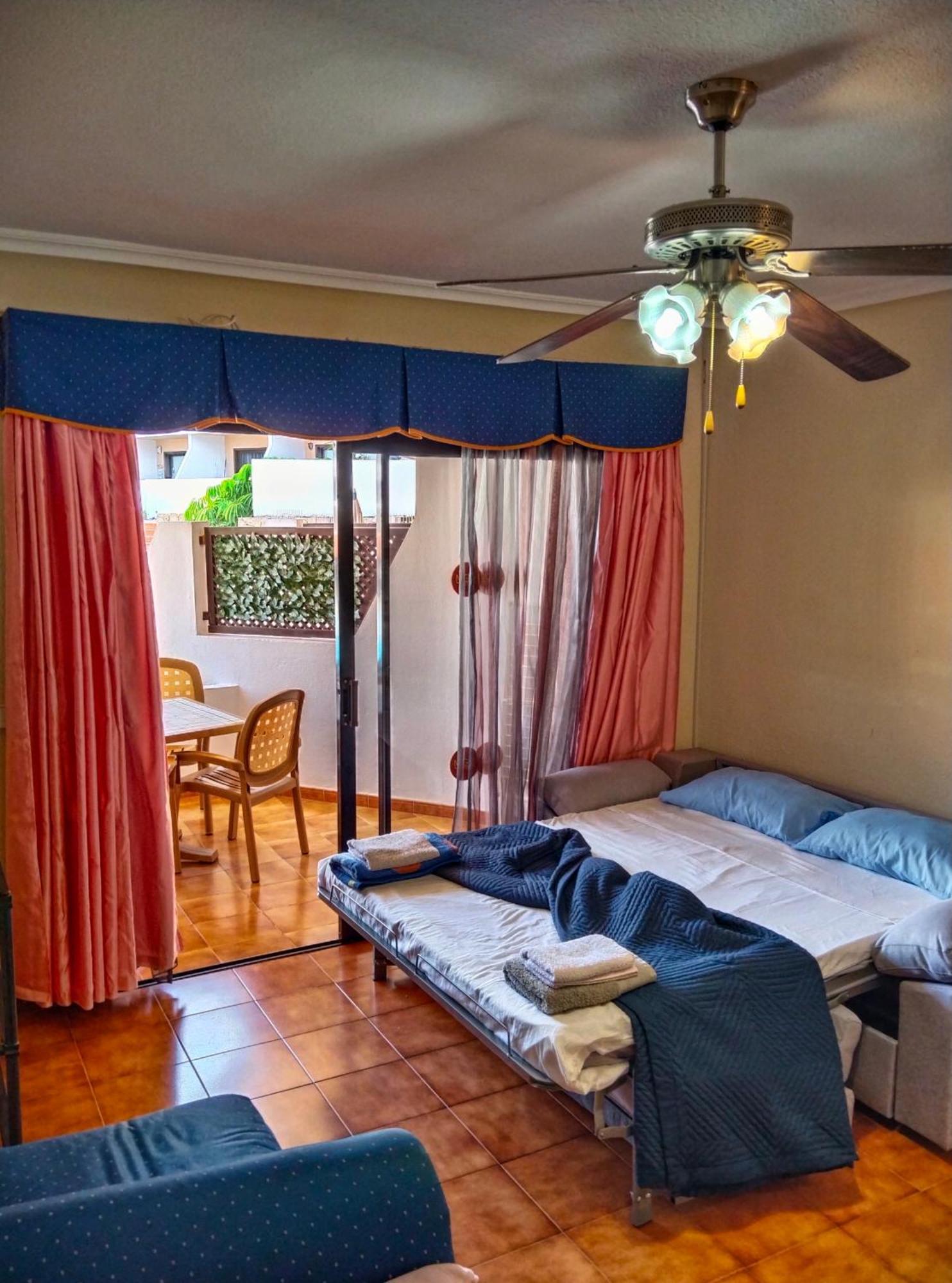 Maximar Apartment 8 Bed Places, Heated Swimmingpool 아로나 외부 사진