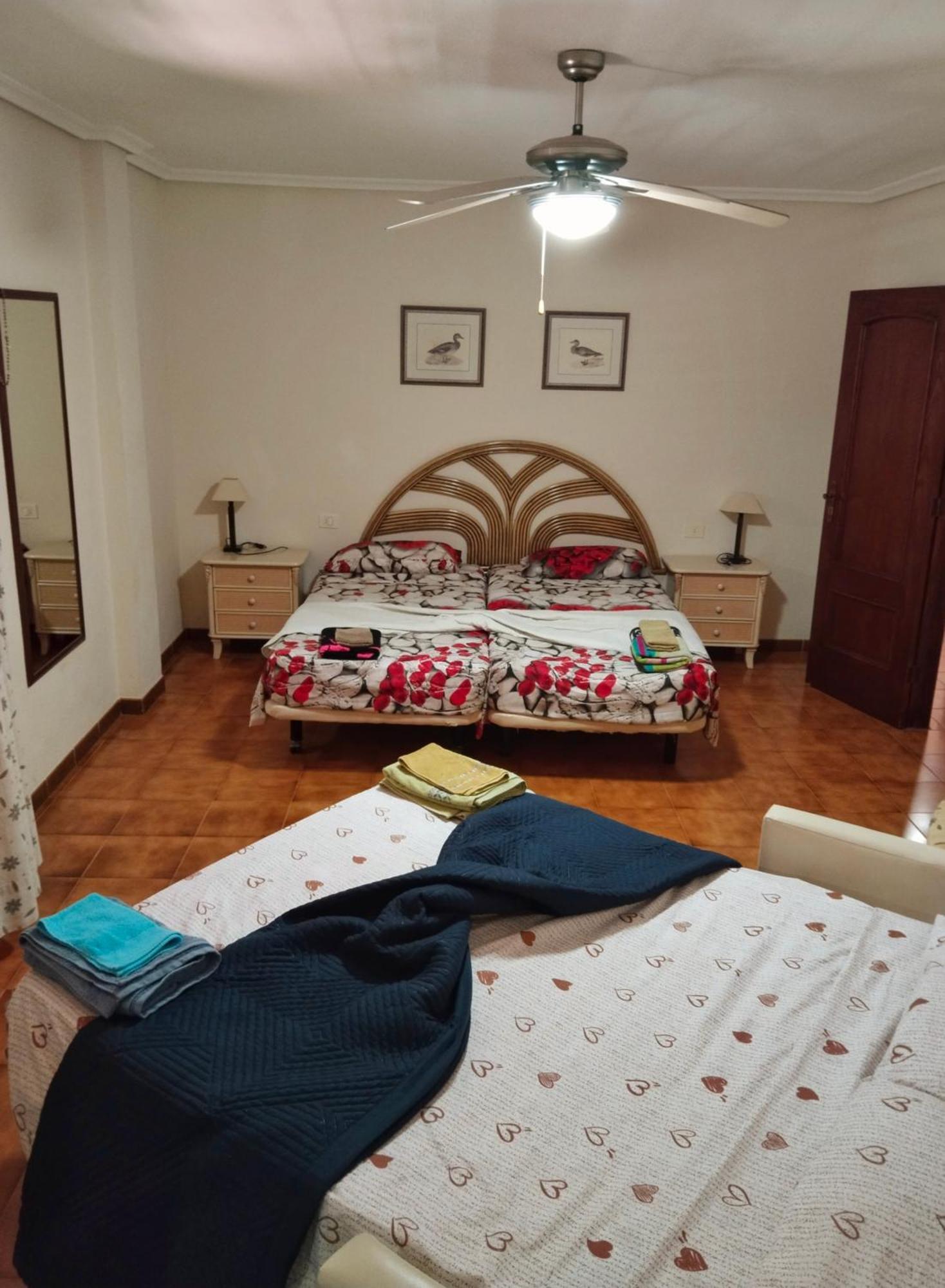 Maximar Apartment 8 Bed Places, Heated Swimmingpool 아로나 외부 사진