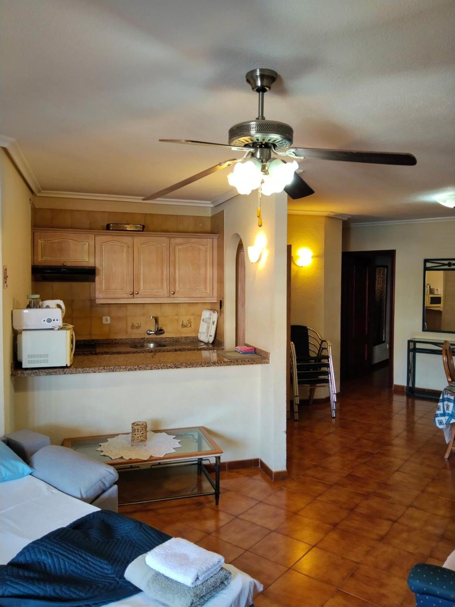 Maximar Apartment 8 Bed Places, Heated Swimmingpool 아로나 외부 사진