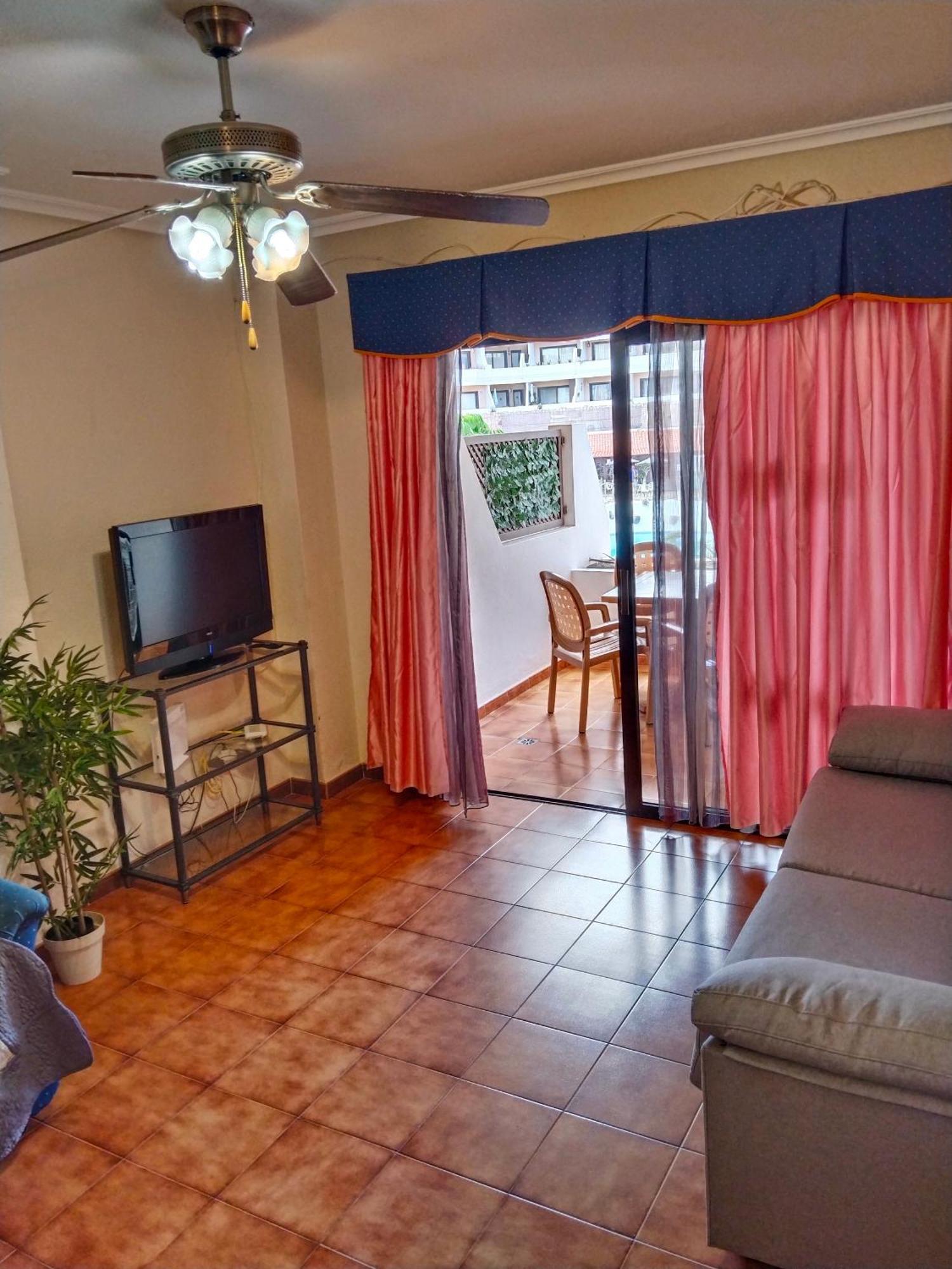 Maximar Apartment 8 Bed Places, Heated Swimmingpool 아로나 외부 사진